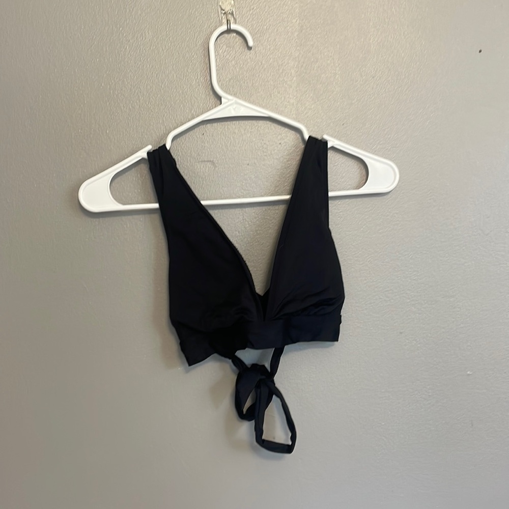black bikini top